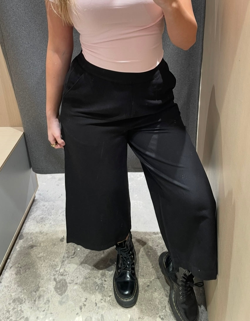 VIPRISILLA Trousers - Black Beauty